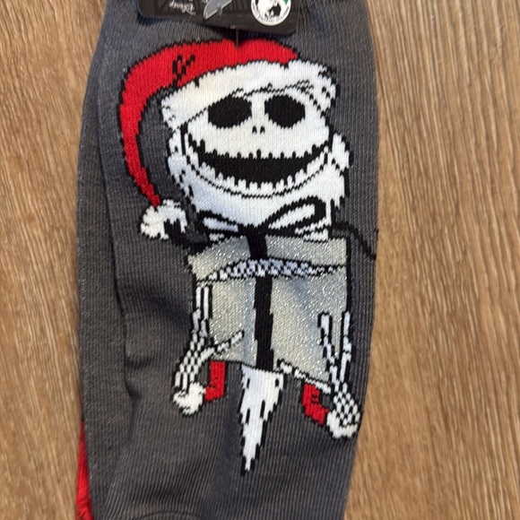 Nightmare Before Christmas set of 2 no show holiday socks| 6 pairs total| 4-10 - Picture 6 of 7